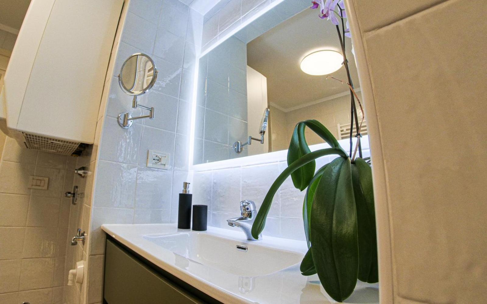 Casa Vacanze Trieste - Vista Piazza Unita ภายนอก รูปภาพ